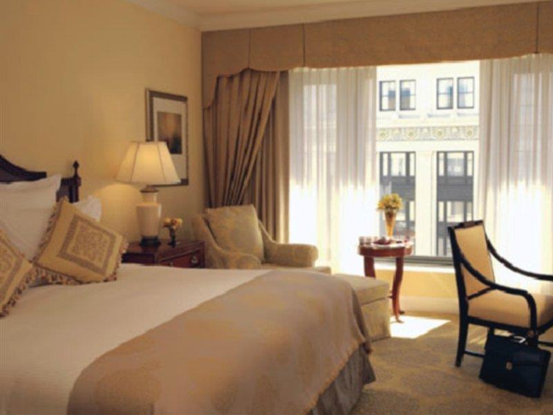 Hotel The Ritz-carlton, 5*