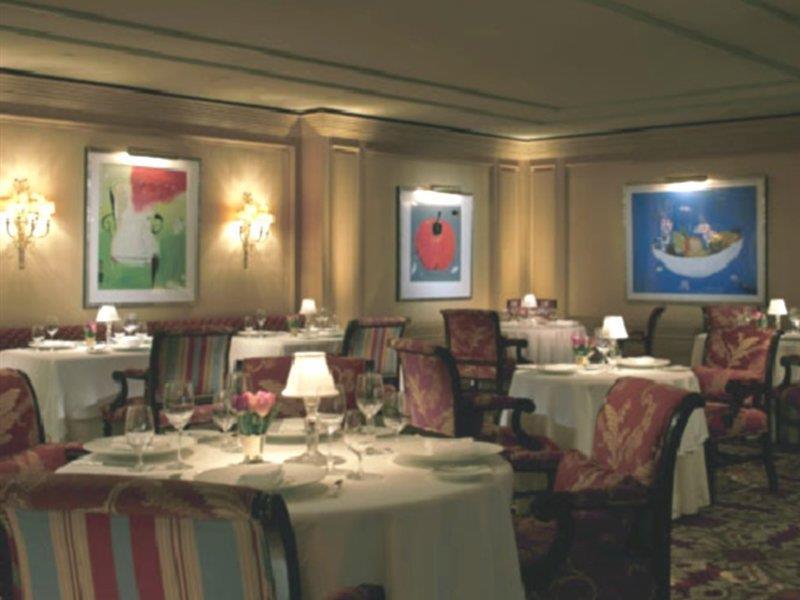 Hotel The Ritz-carlton,